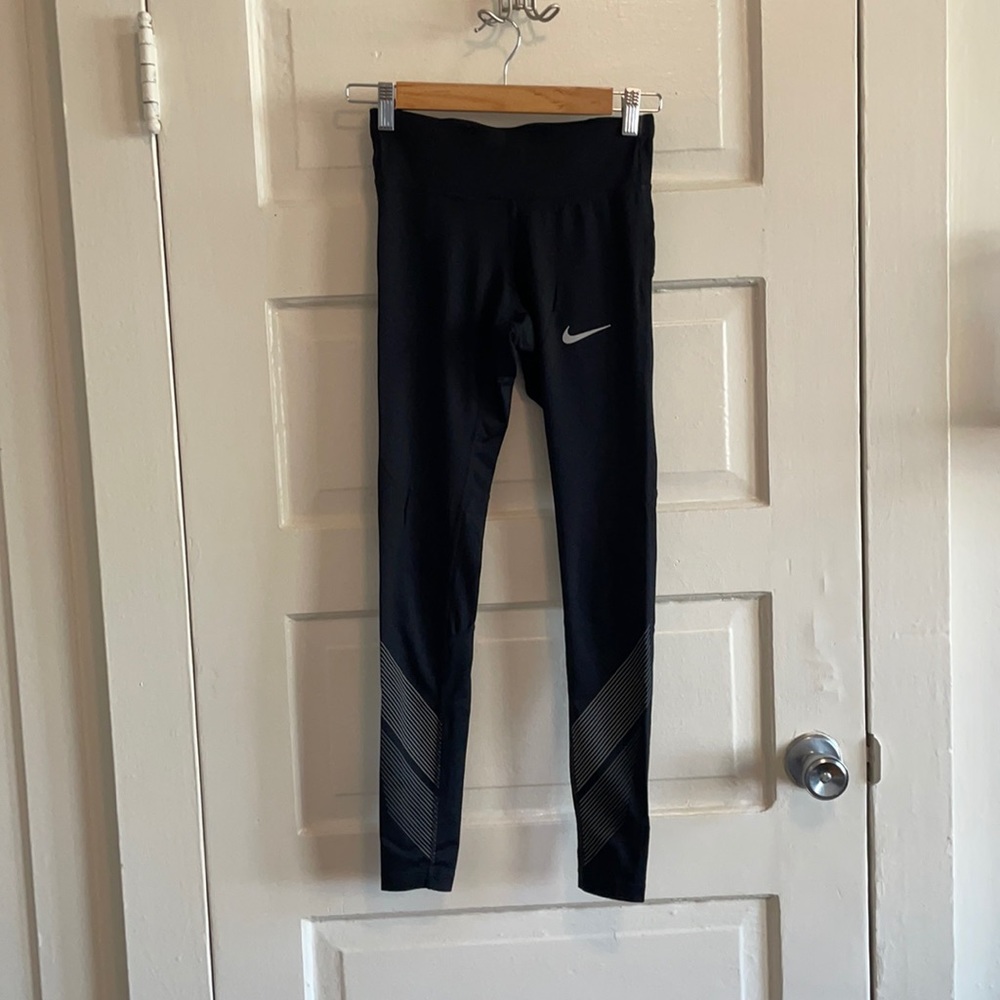 Women’s Nike Dri-Fit Leggings, size XS
